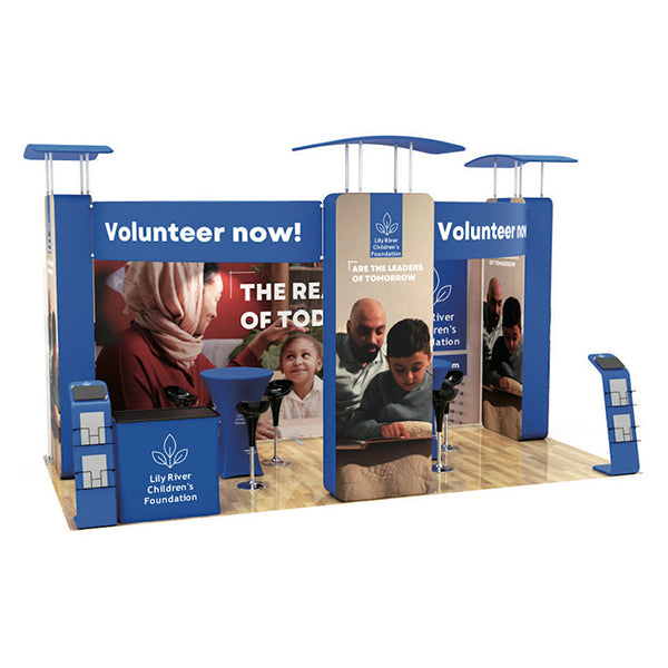 2小間 展示会ブース BOOTH-S|6m壁面+高さ3mウォール3連(連結サインパネル・カウンター付)