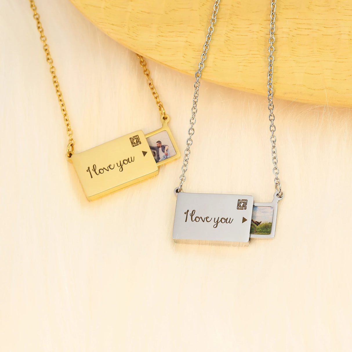 カスタムフォトメッセージペンダントネックレス