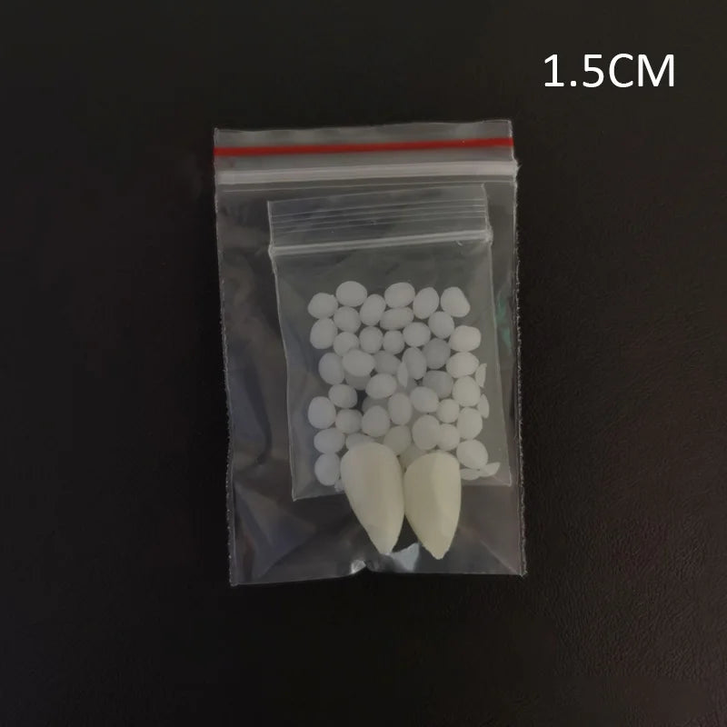 イベント・ハロウィングッズ|ハロウィン用 吸血鬼の入れ歯 (1組)