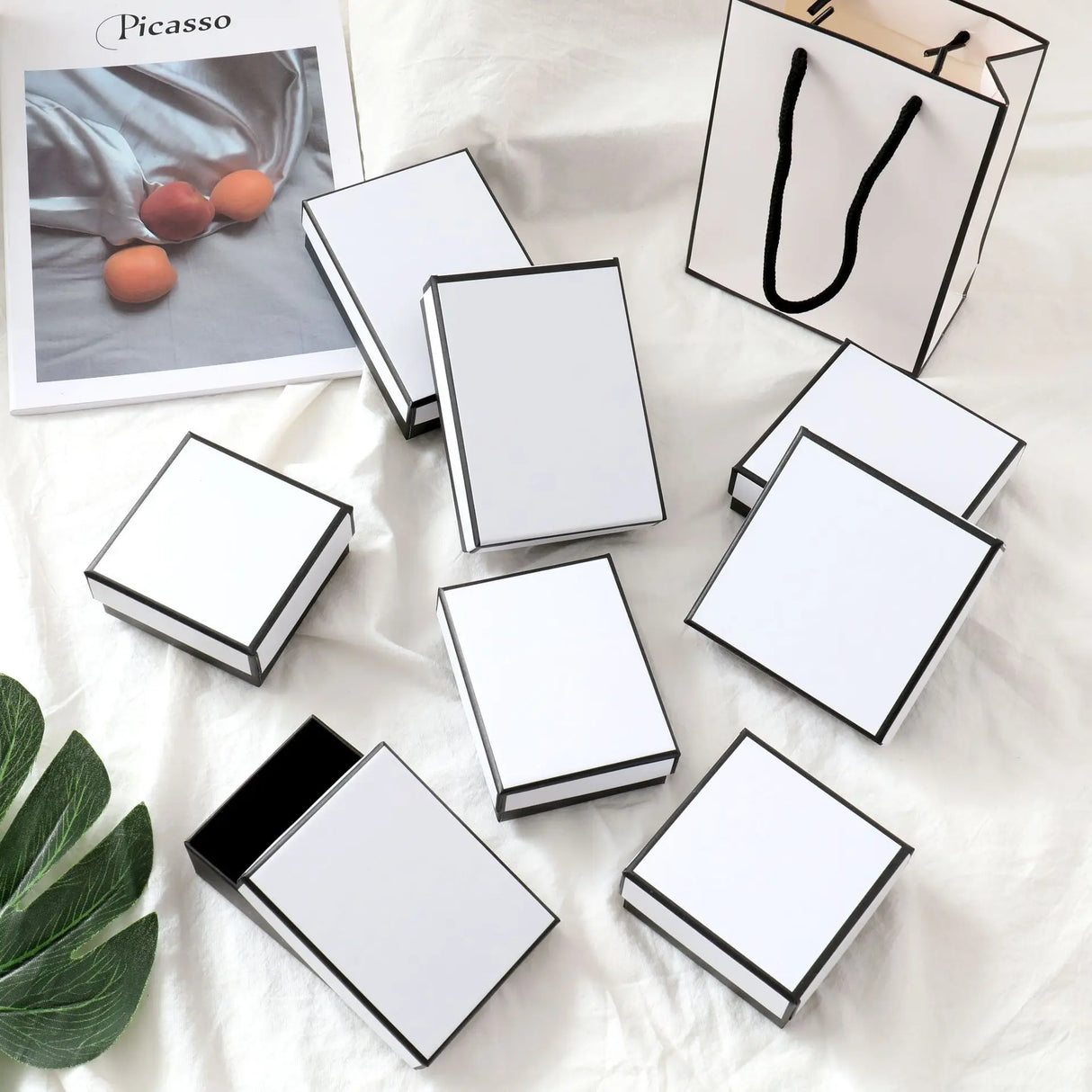 |イベント・ノベルティ用品 | ジュエリーボックス12個セット