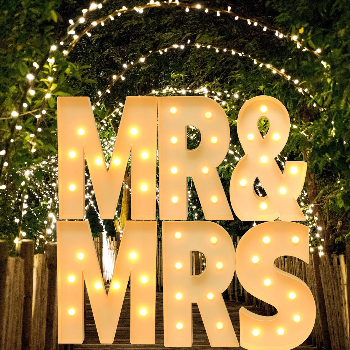 特大LEDライトフレーム 【アルファベット型】