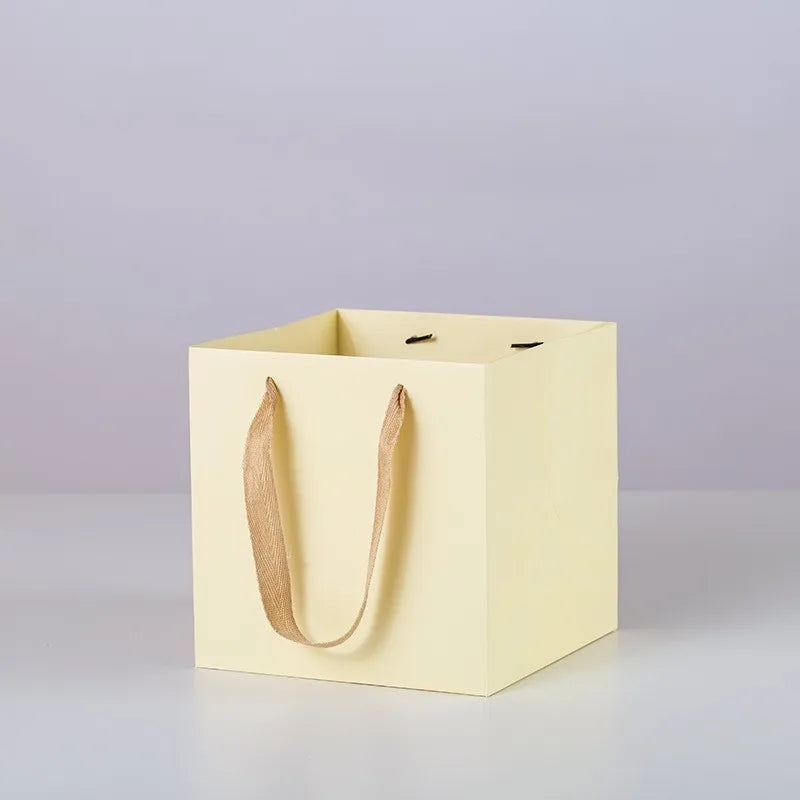 |ノベルティ用品 | マチ広いクラフト紙バッグ