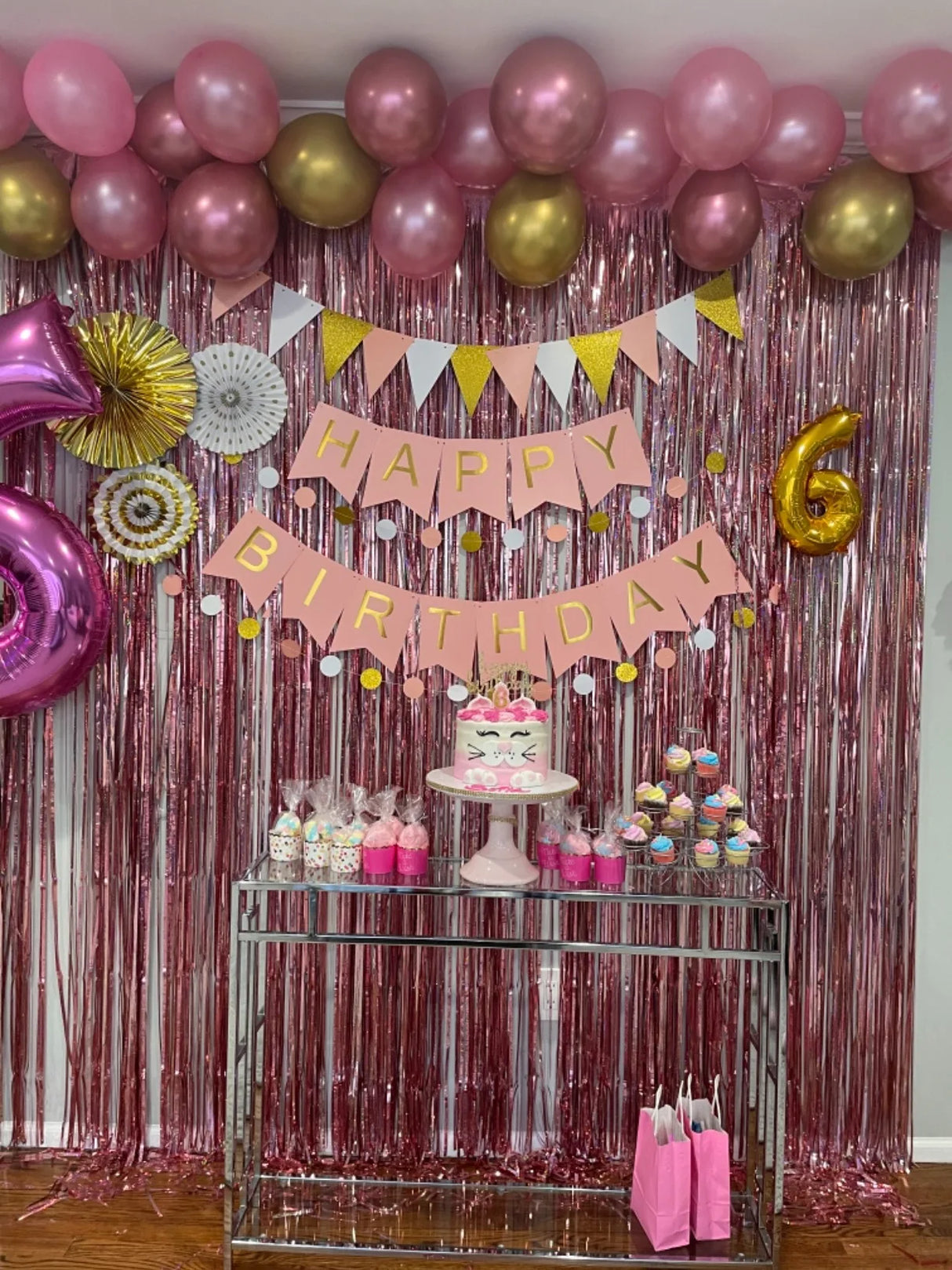 パーティー・インテリア装飾 キラキラ!カーテン 波型/ストレート型 2種類