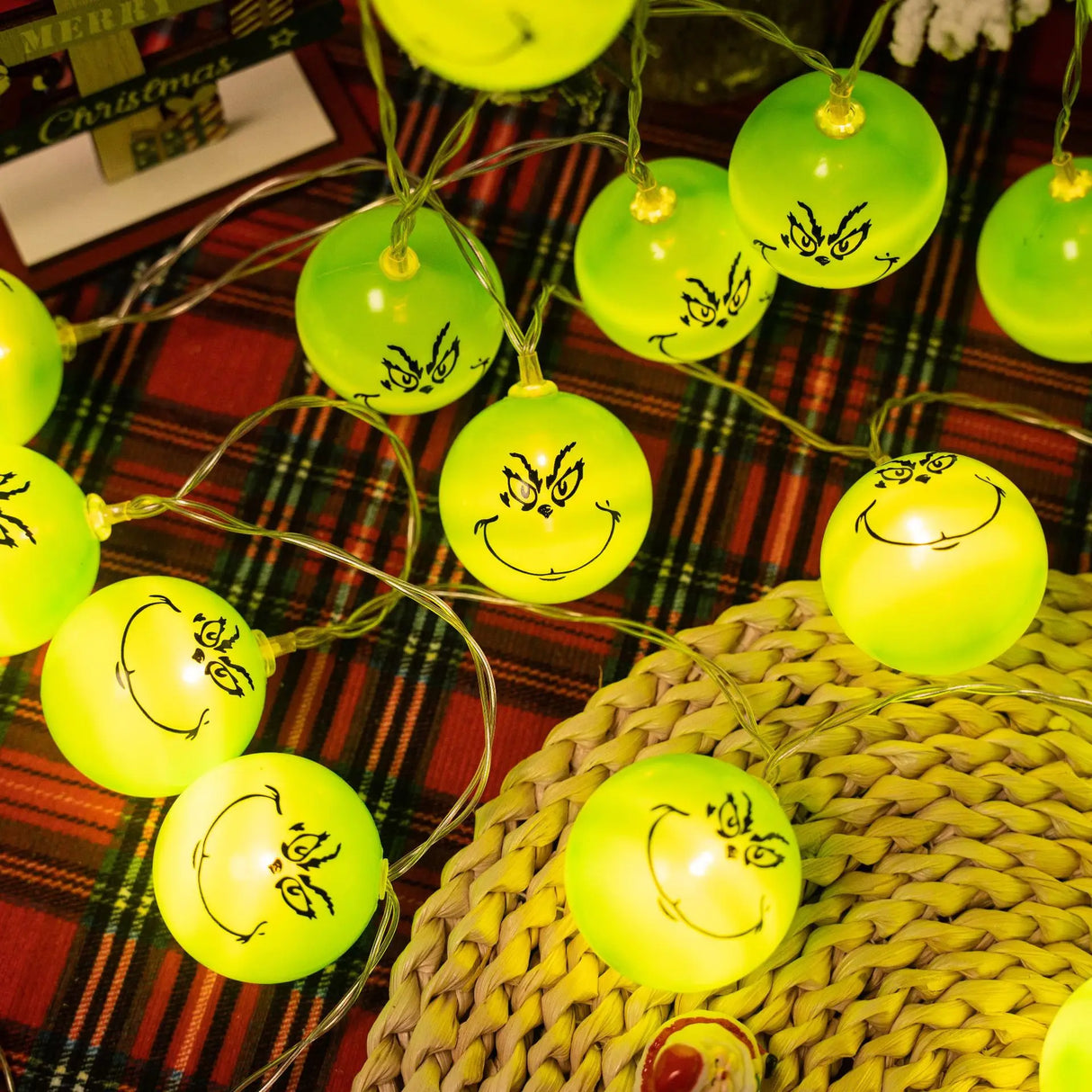 ドレープライト|イベント・クリスマス装飾|LEDストリングライト(1.5M/3M/6M)