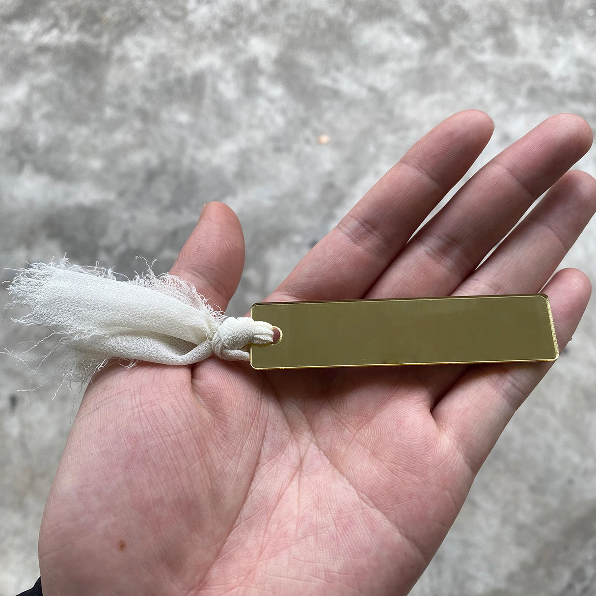 イベント・結婚式装飾|透明アクリル席札 - カリグラフィー対応