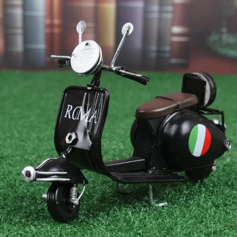 【インテリア用装飾】おしゃれなヴィンテージ風スクーター型オブジェ