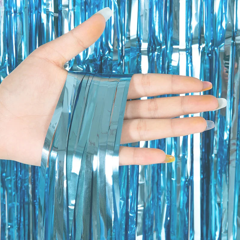 パーティー・インテリア装飾 メタリックカラーカーテン 幅1M 長さ1M/2M/3M フリンジタイプ
