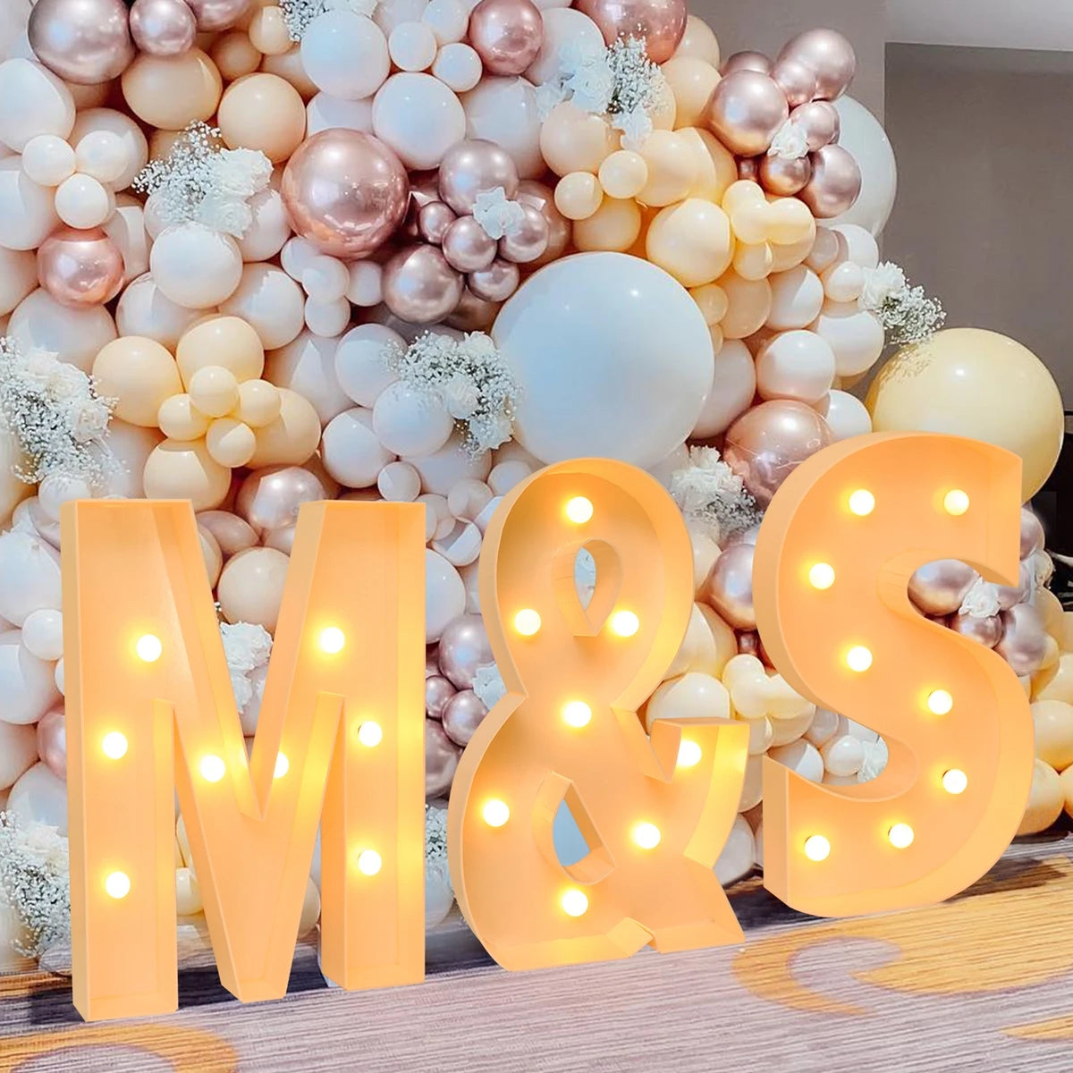 特大LEDライトフレーム 【アルファベット型】