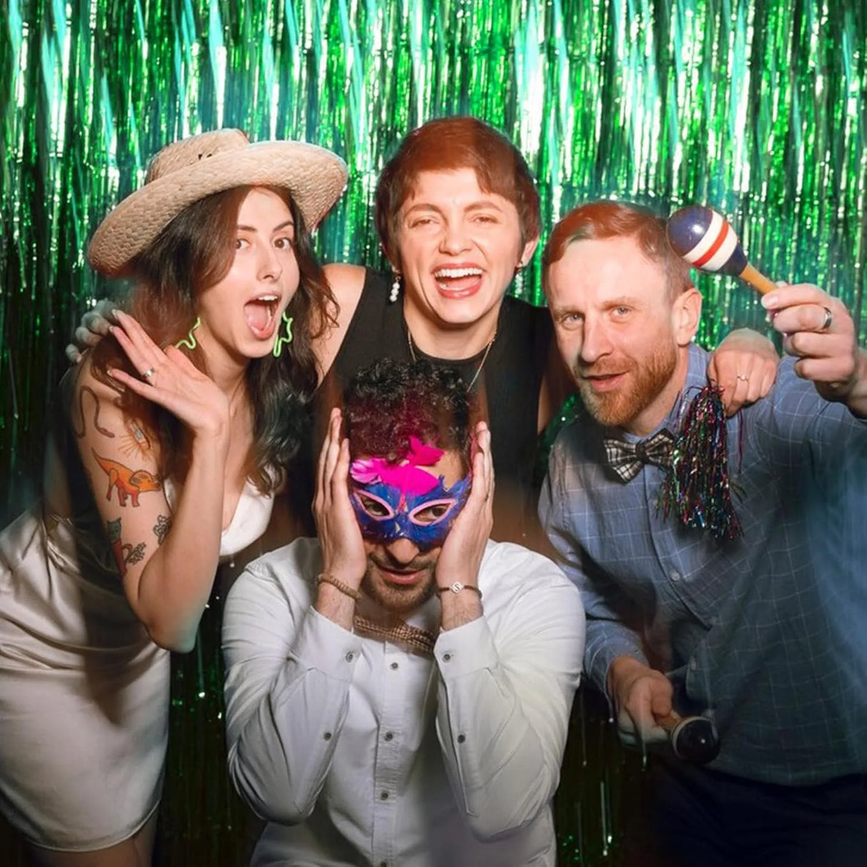 パーティー・インテリア装飾 メタリックカラーカーテン シルバー 幅1M 長さ2M