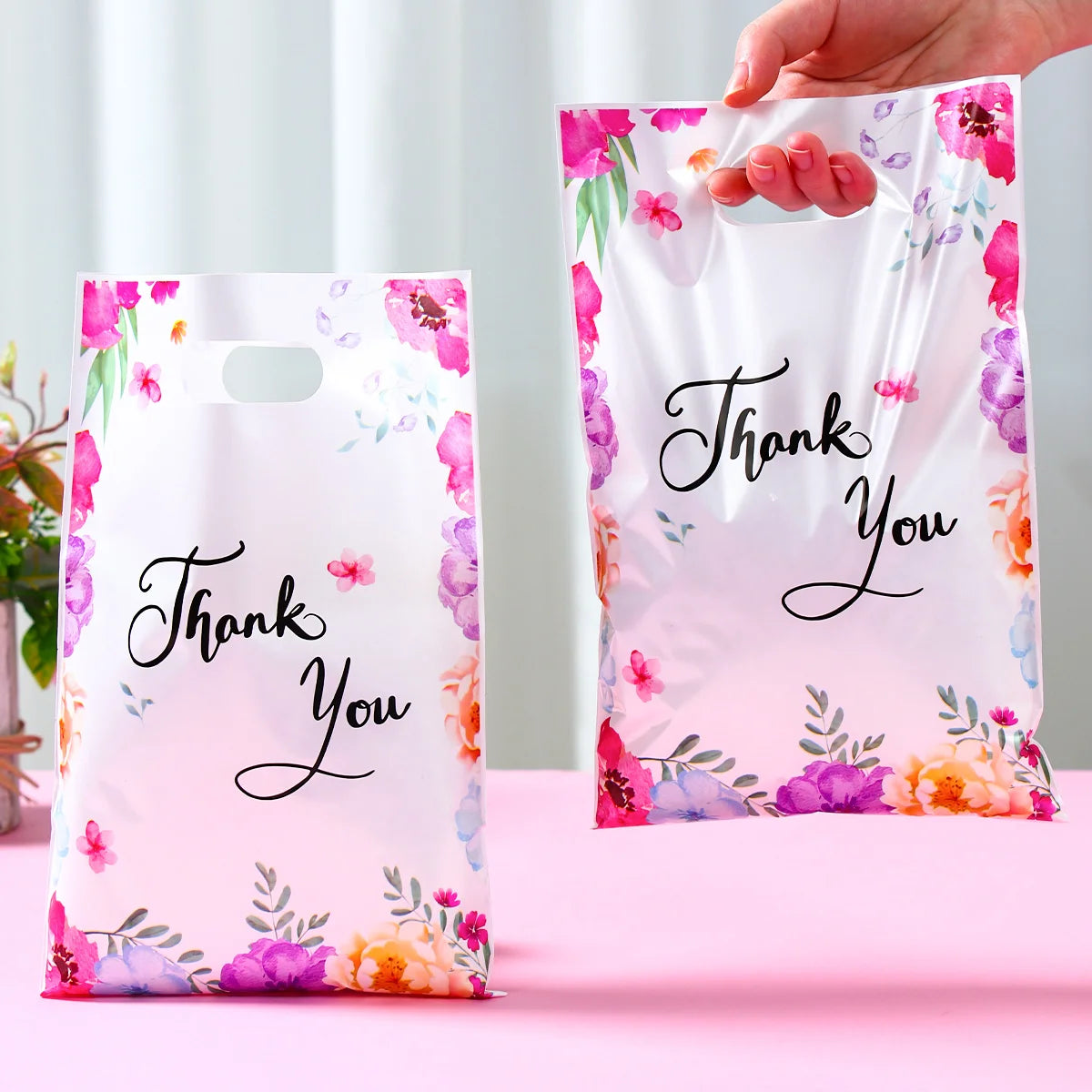 |イベント・ノベルティ用品 | サンキュー柄ギフトバッグ | W16.5×H25c