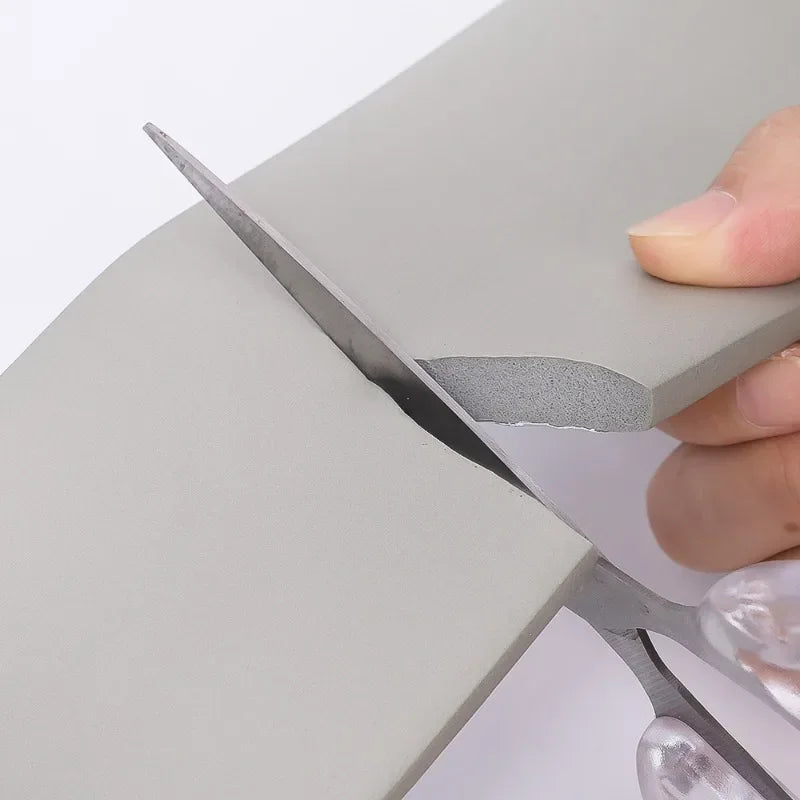 壁面衝撃吸収 幅木風粘着ボーダーシート 幅8㎝x200㎝ 厚さ10㎜