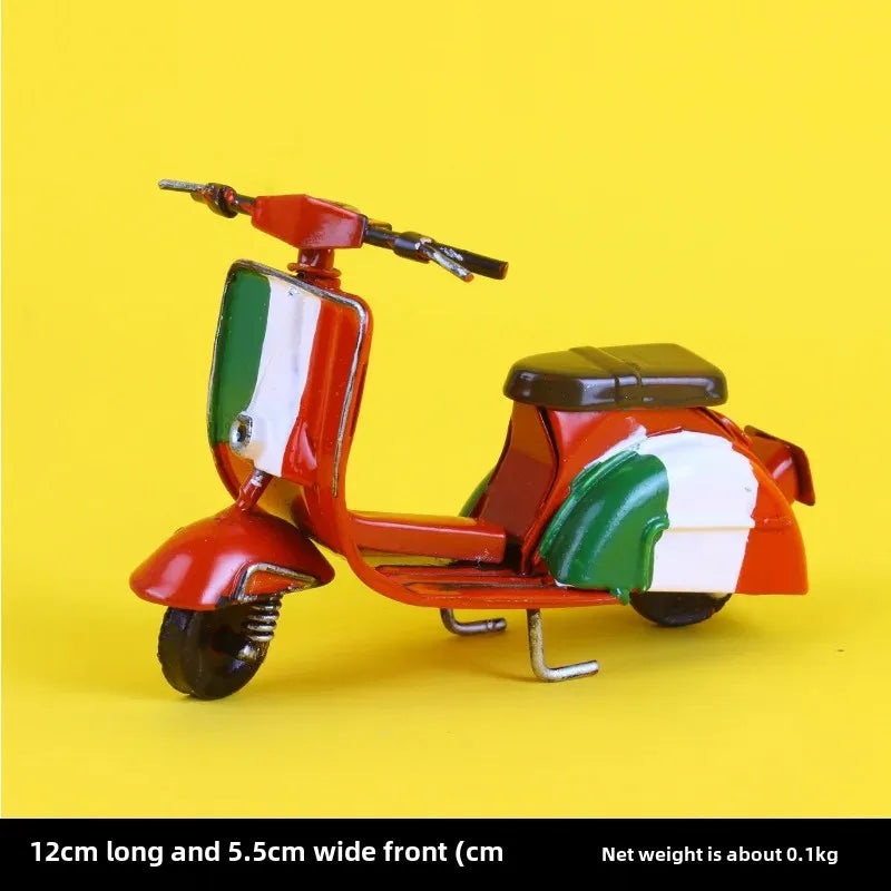 【インテリア用装飾】おしゃれなヴィンテージ風スクーター型オブジェ