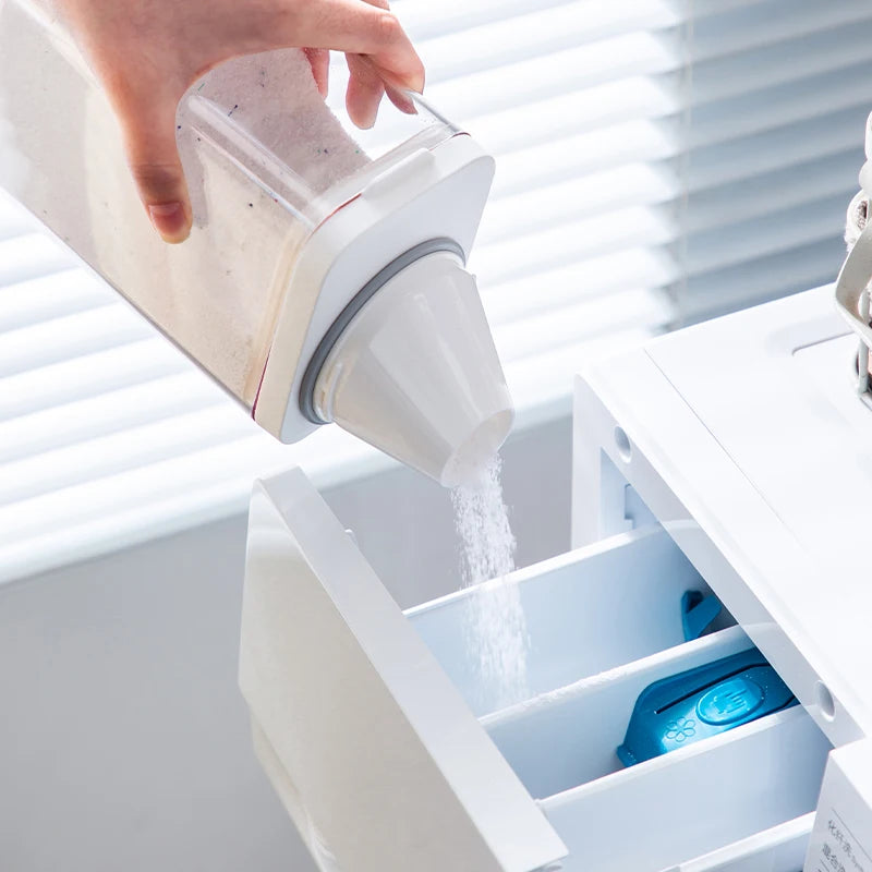 |イベント・ノベルティ用品 | 多機能密閉保存ボトル 計量カップ付き