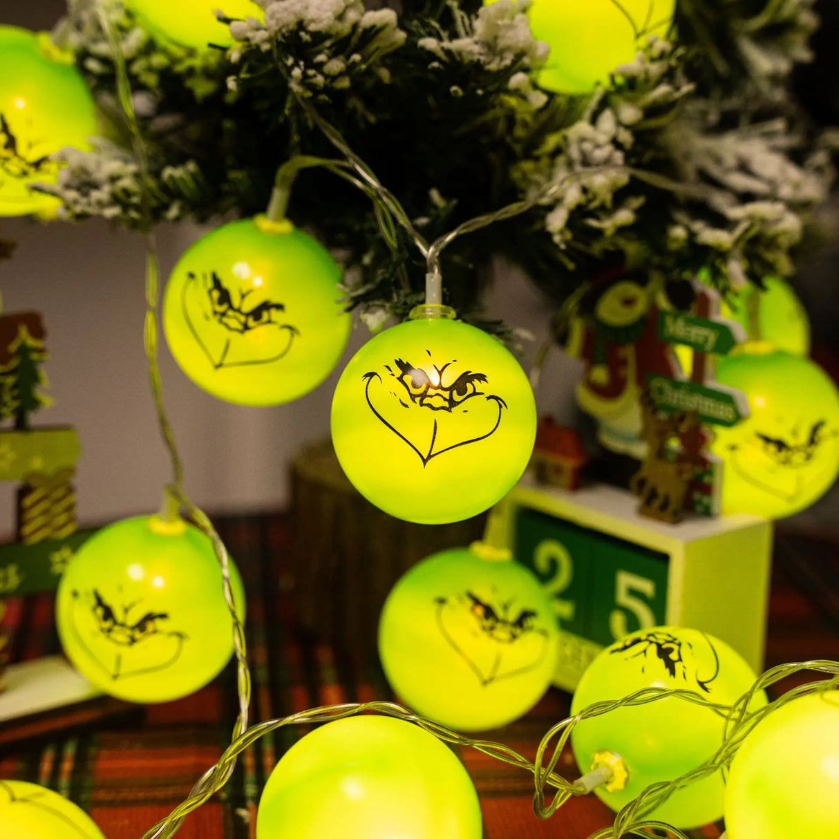 ドレープライト|イベント・クリスマス装飾|LEDストリングライト(1.5M/3M/6M)