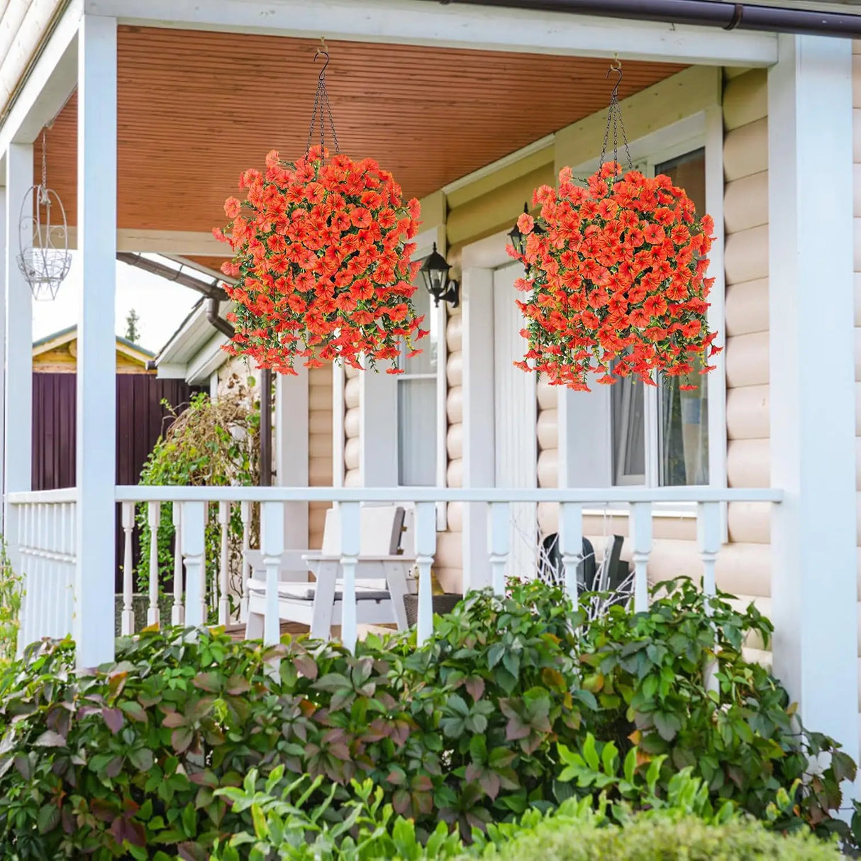 パーティー・ガーデン装飾 造花 人工ペチュニアとユーカリ吊り下げ 色あせしない 75cm