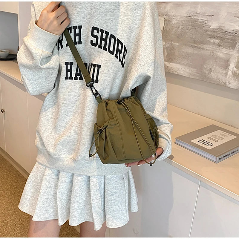 |イベント・ノベルティ用品 | 防水ナイロン大容量バケットバッグ| W16×H19×D16㎝