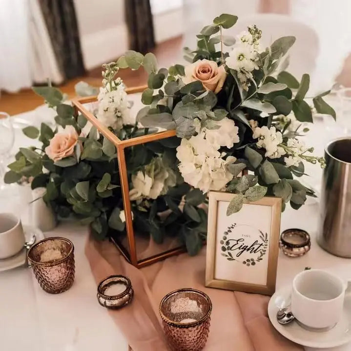 結婚式・インテリア装飾|ゴールドキューブフラワースタンド