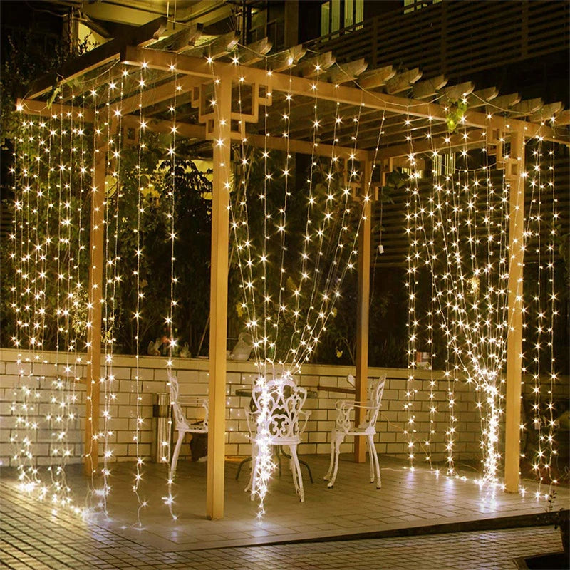 カーテンライト|ソーラーライト|イベント・クリスマス装飾| ソーラー式 LEDカーテンライト8モード(3M/6M)