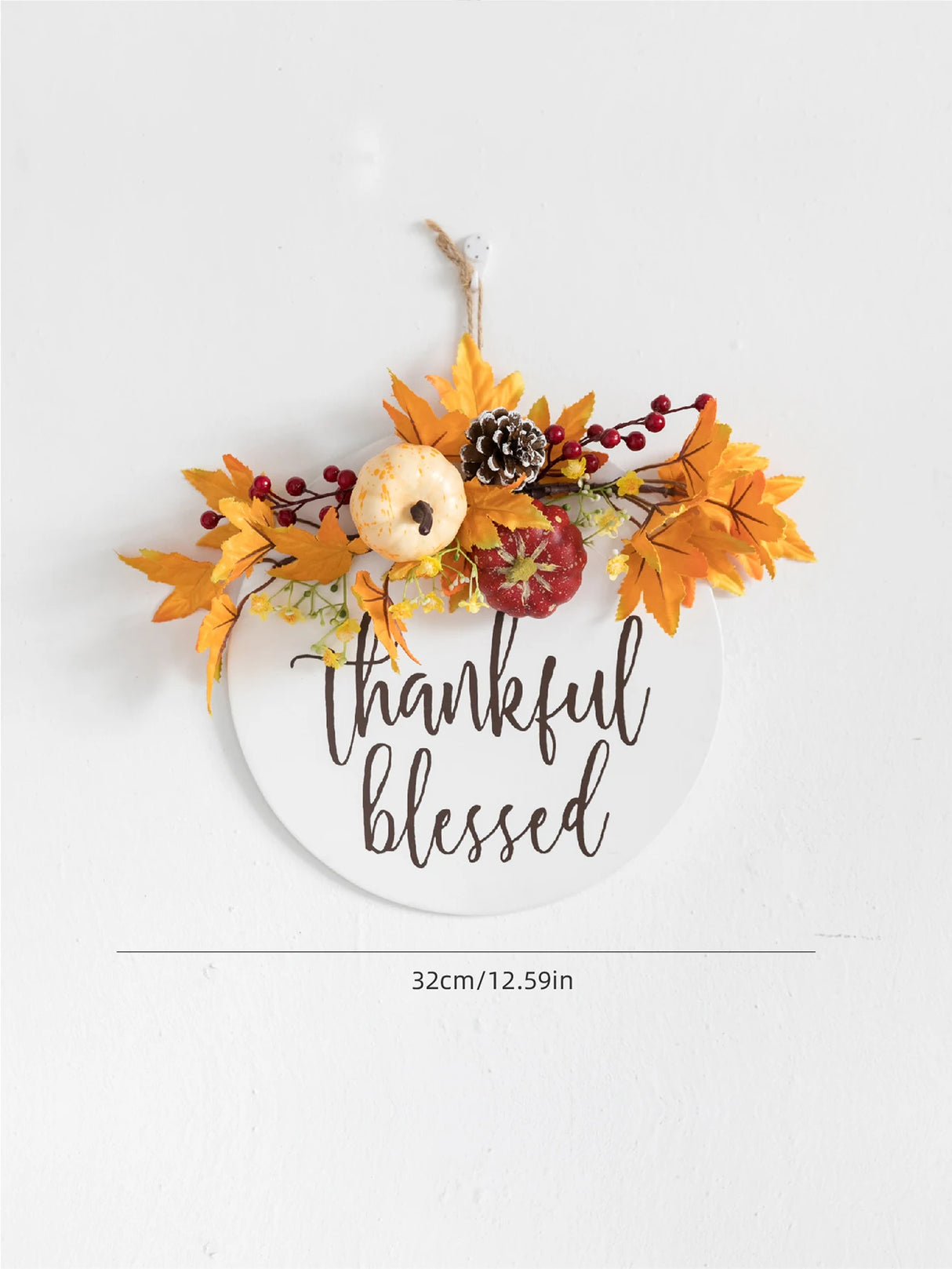 イベント・ハロウィングッズ|リース カボチャとメープルで彩る