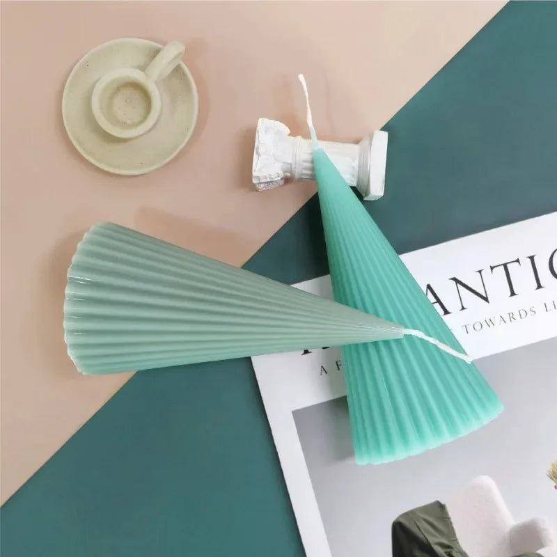 クラフト・DIY用|ハンドメイドキャンドル用 アロマキャンドルキット付き三角型