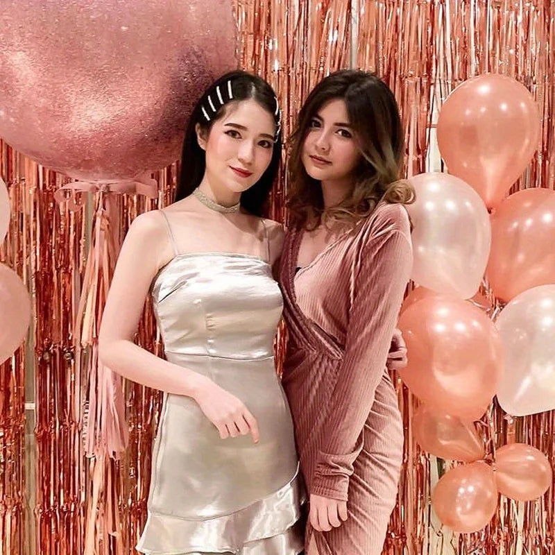 パーティー・インテリア用装飾 キラキラ!ホイル素材カーテン 光反射素材