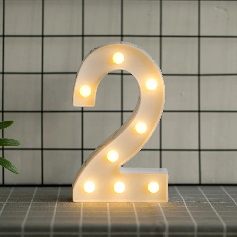 【LED装飾】LEDライト・デコレーションライト(ハート/アルファベット/数字)16㎝/22cm ABS樹脂