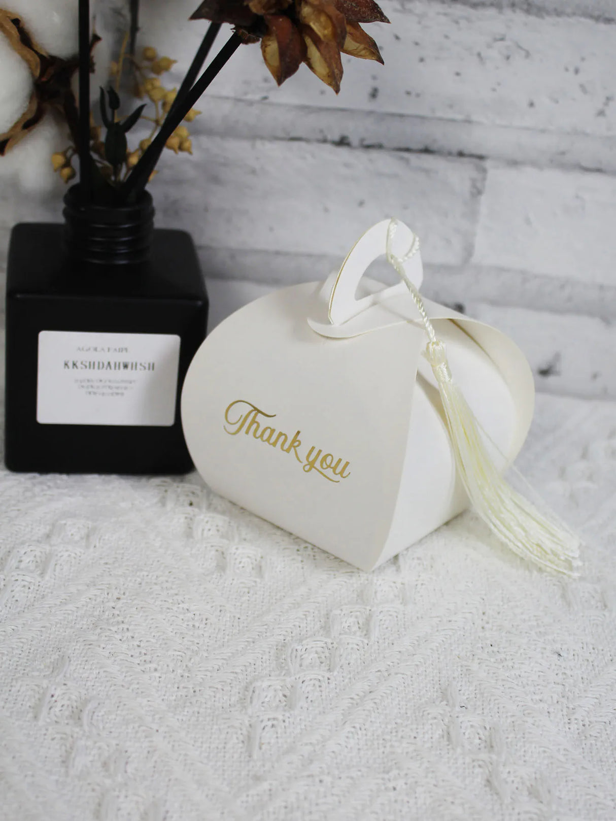 |イベント・ノベルティ用品 | タッセル付きギフトミニボックス | W5.5xH6.5xD5.5c