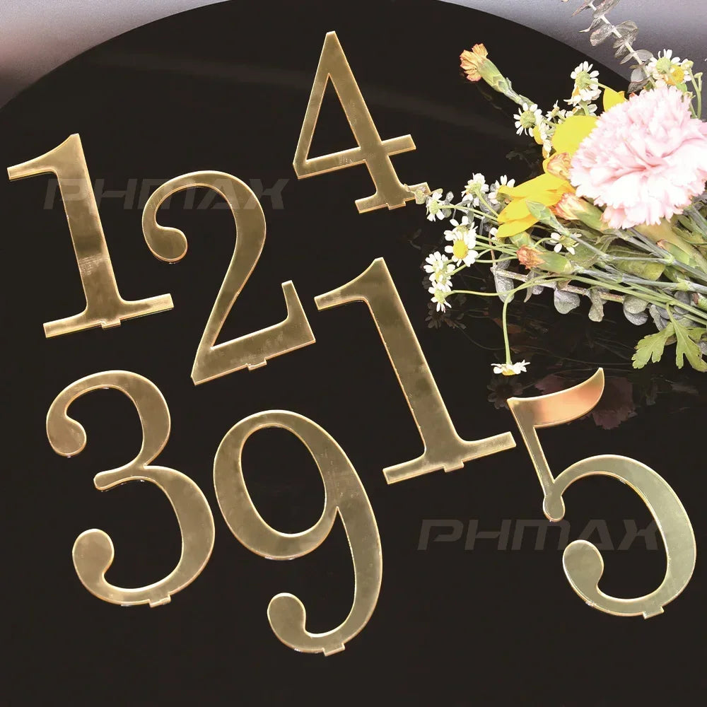 イベント・結婚式装飾|ゴールドミラーのウェディングテーブルナンバー
