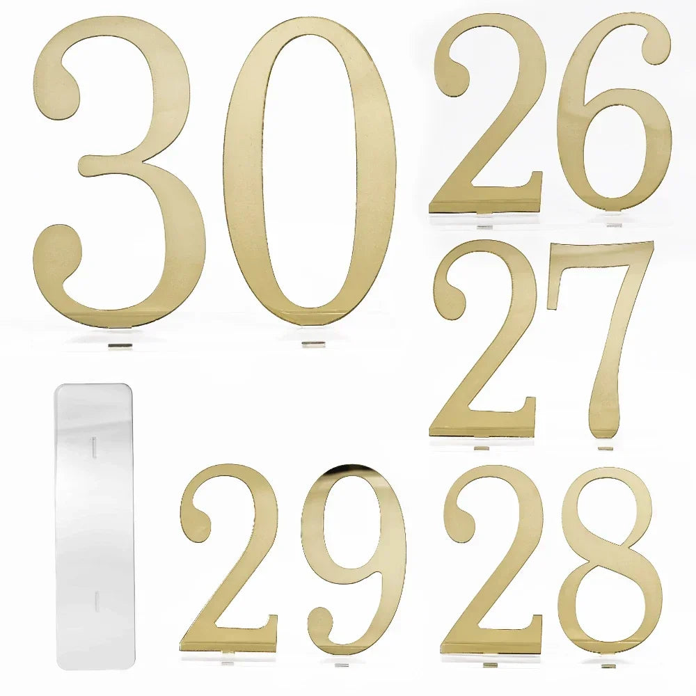 イベント・結婚式装飾|ゴールドミラーのウェディングテーブルナンバー