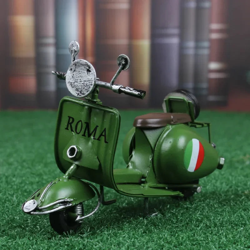 【インテリア用装飾】おしゃれなヴィンテージ風スクーター型オブジェ