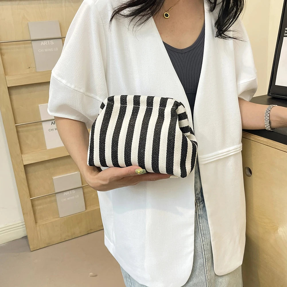 |イベント・ノベルティ用品 | ストライプ柄クラッチバッグ | W22xH17㎝