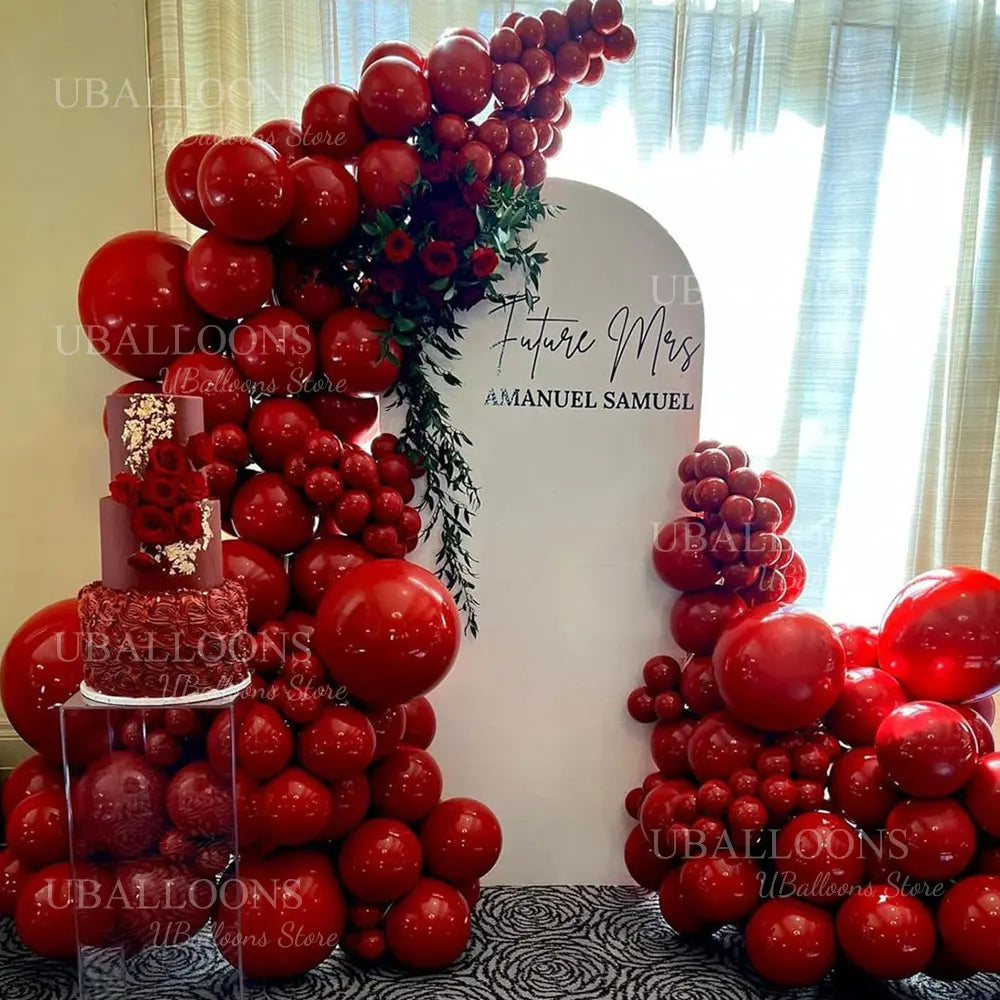 多彩な赤色ラテックス風船セット