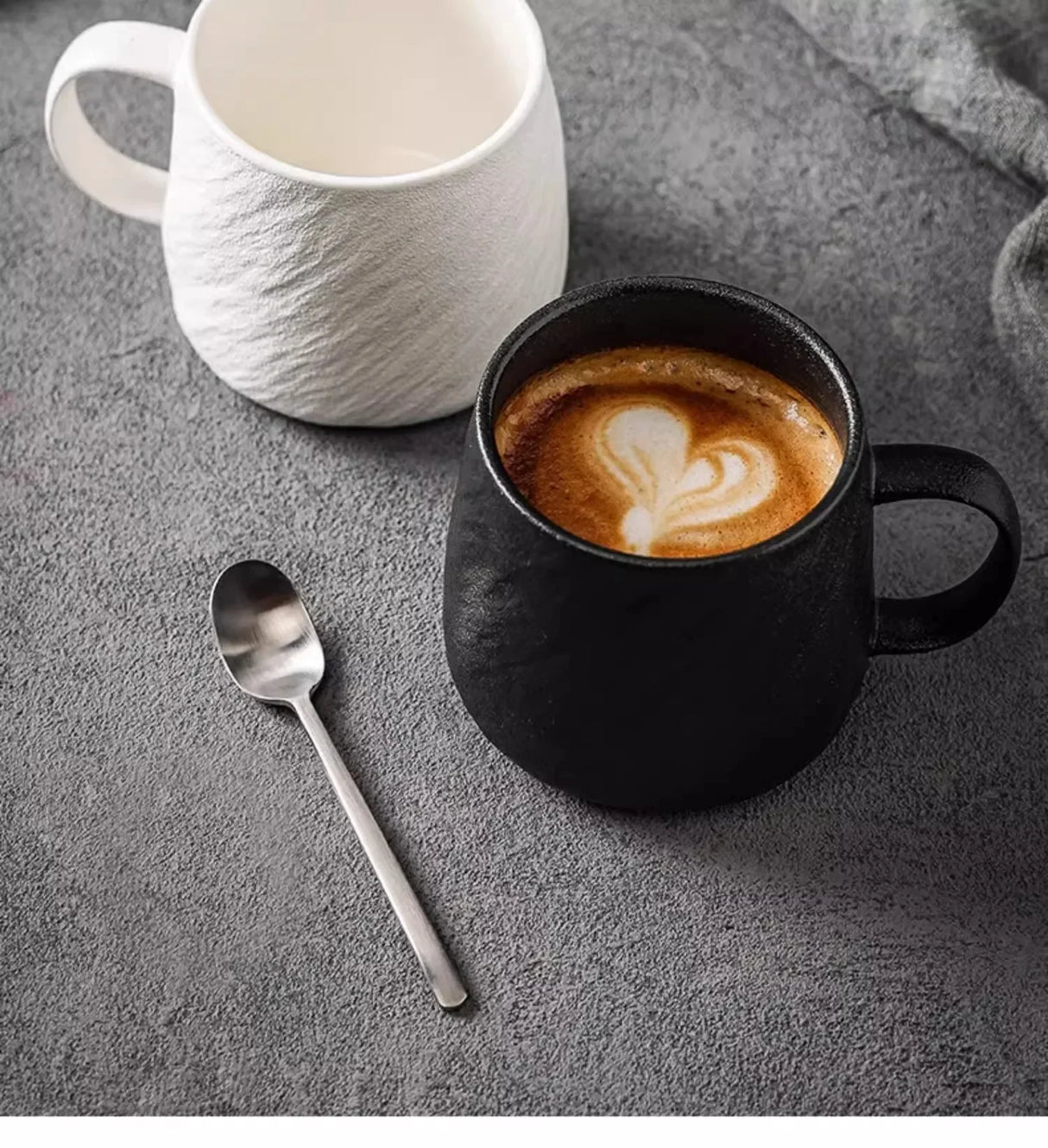 |イベント・ノベルティ用品 |電子レンジ対応セラミックマグカップ 黒白| 550ml