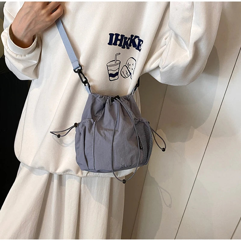 |イベント・ノベルティ用品 | 防水ナイロン大容量バケットバッグ| W16×H19×D16㎝