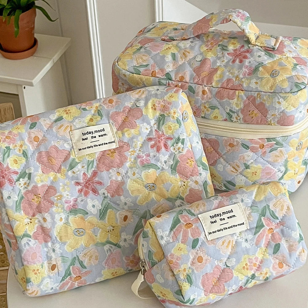 |イベント・ノベルティ用品 | キルティングポーチ3種類セット