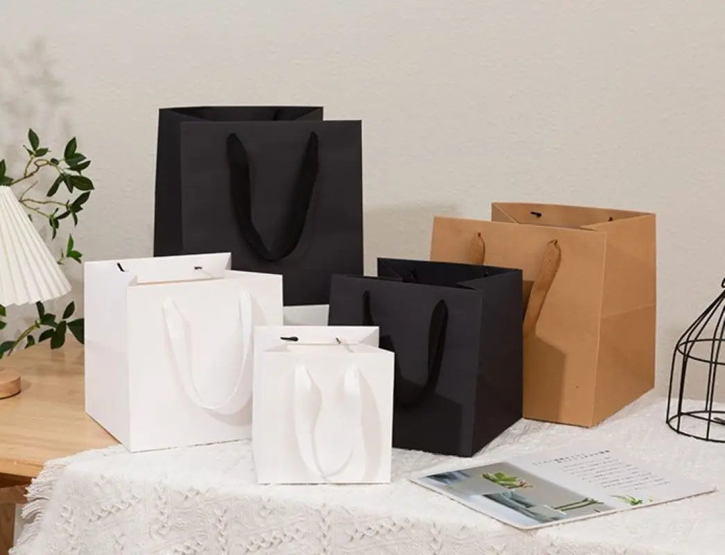 |ノベルティ用品 | マチ広いクラフト紙バッグ