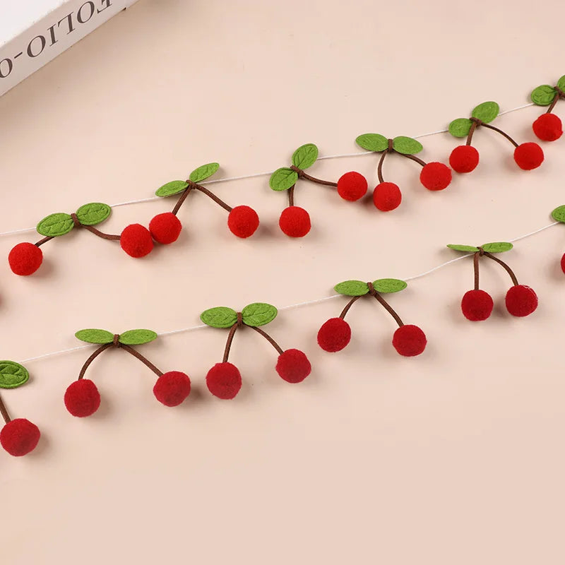 イベント・クリスマス装飾|フェルトボール チェリーガーランド デコレーション