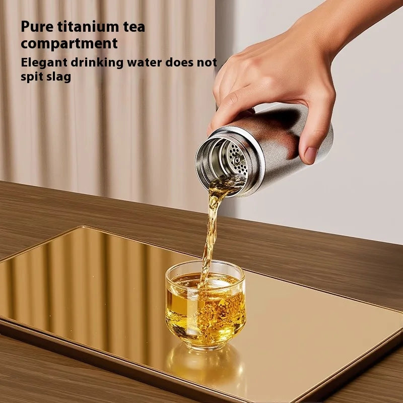 |イベント・ノベルティ用品 | 純チタン断熱カップ 茶水分離機能付き| 200ml/300ml/500ml