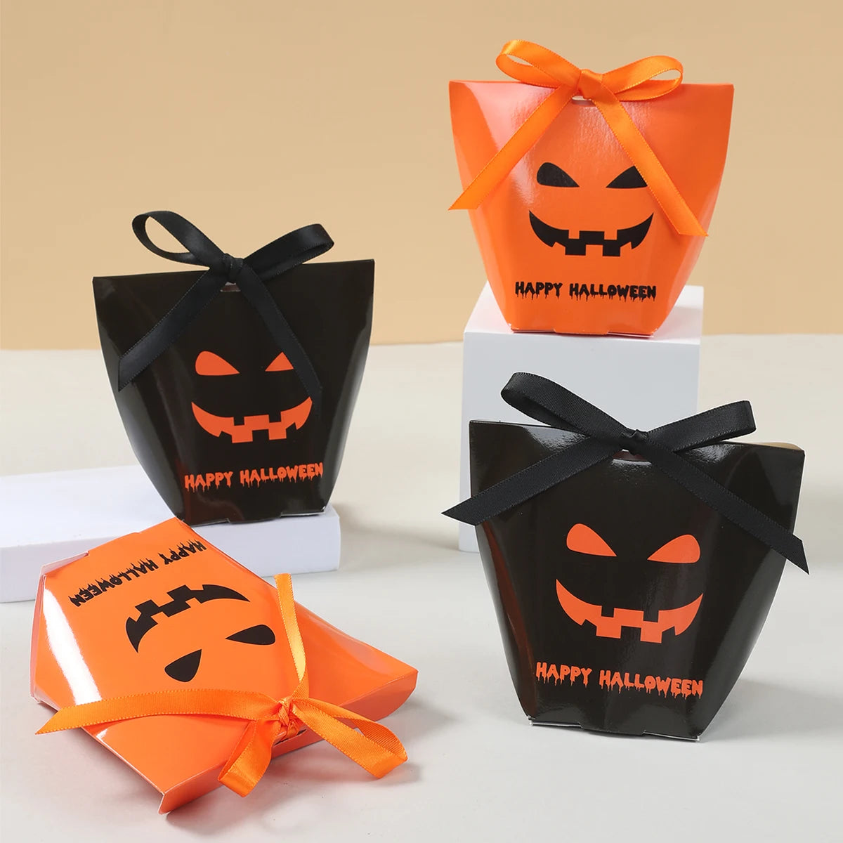 |イベント・ノベルティ用品 |ハロウィン用ギフトボックス | W6×H10.5×D6c