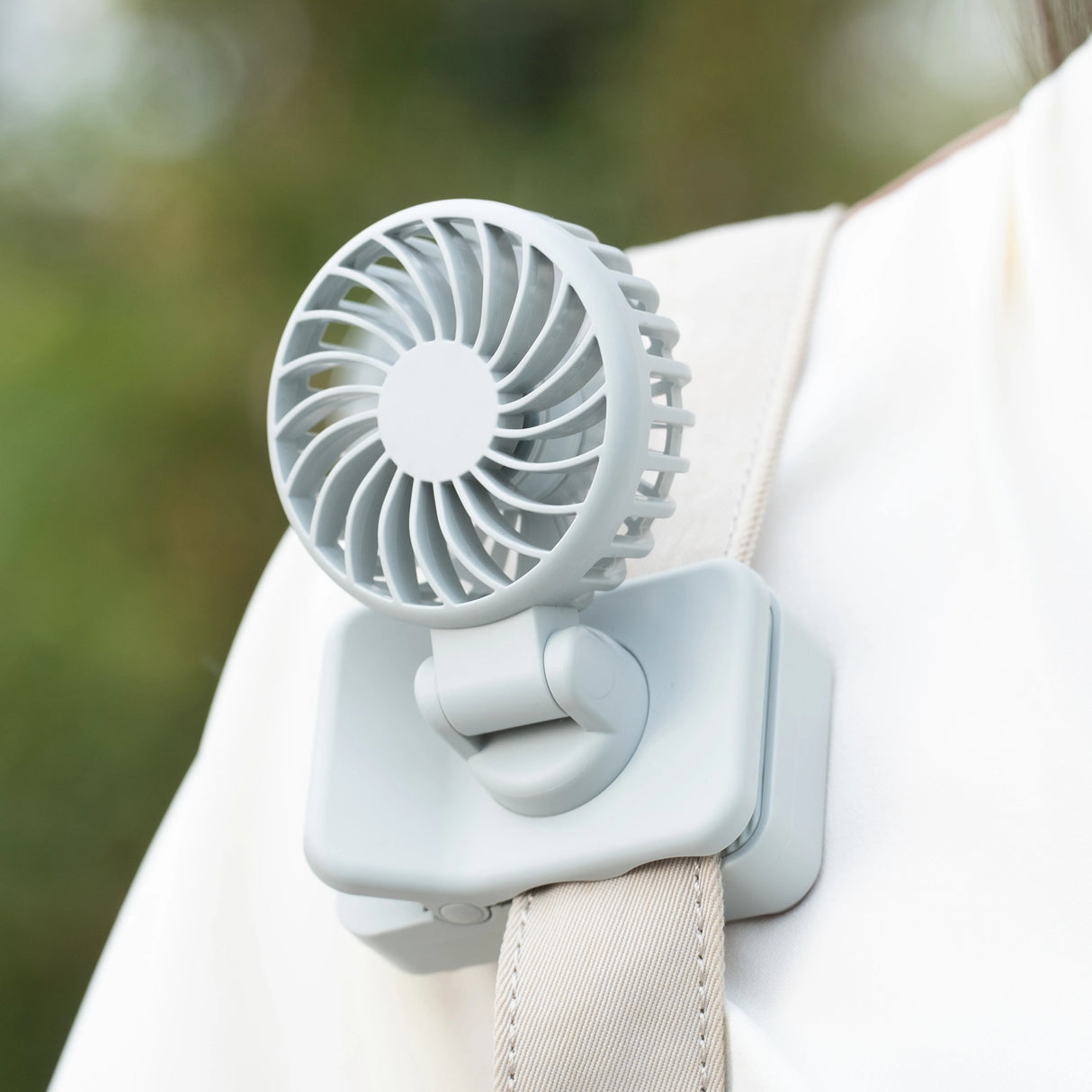 |イベント・ノベルティ用品 | 充電式 ポータブルクリップ付きハンディーファン