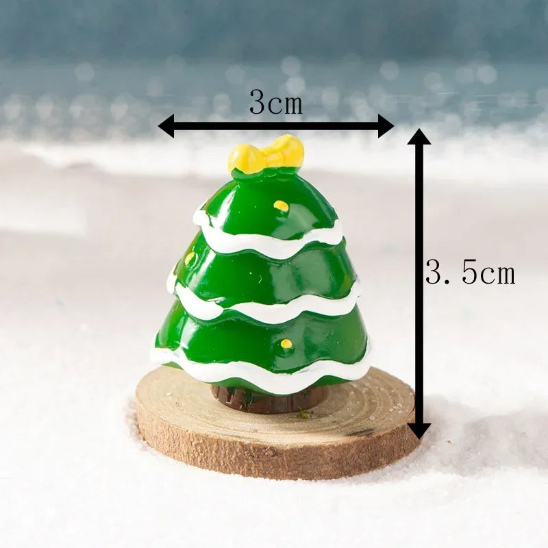 【クリスマス用装飾】ミニクリスマスツリー サンタ&妖精の樹脂置物