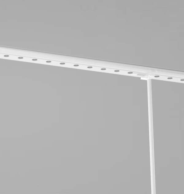 セゴライトボックス用LEDストリップ100cmの上部フレームへの取付例|誉PRINTING