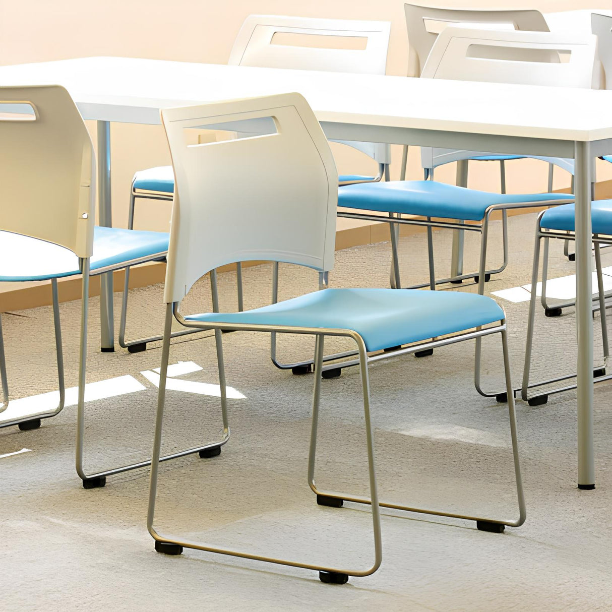 ミーティングチェア SFIDA|誉PRINTING