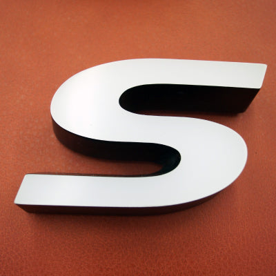 LEDチャンネル文字 正面・裏面発光(浮かしボルトなし)タイプ|誉PRINTING