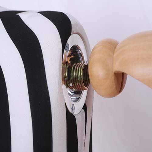 【ストライプデザイン×木製アーム】女性 ハーフボディマネキン|誉PRINTING