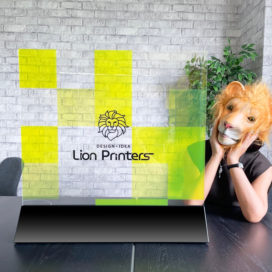 【コロナ対策】デザイナーズパーテーション 卓上 ブラックスタンド(マドラスチェック)|誉PRINTING