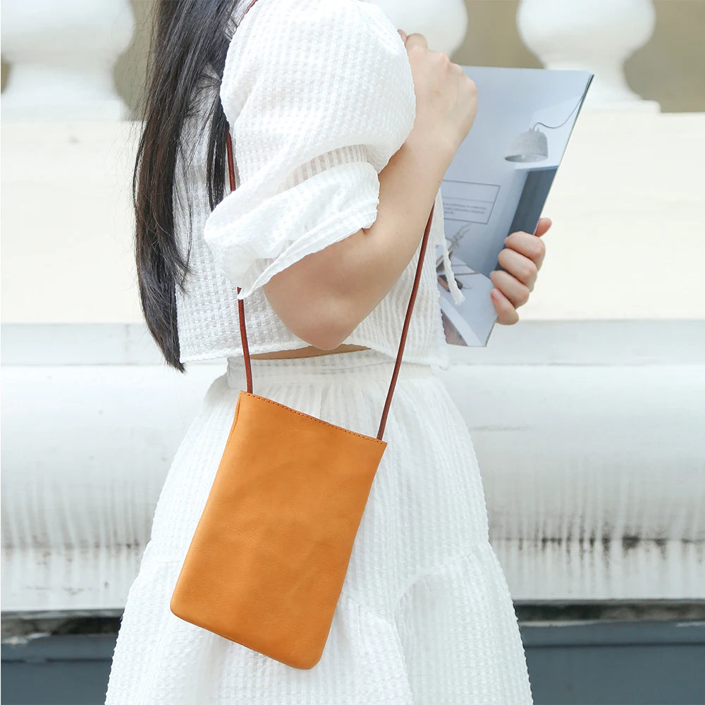 |イベント・ノベルティ用品 |  本革レディースショルダーバッグ |W13.8×H20.3×D1㎝