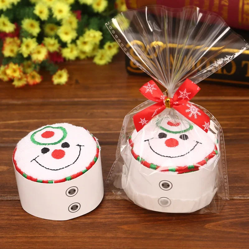 クリスマスグッズ・ ノベルティ用品｜可愛い！ラッピング クリスマス柄タオル | 30×30c