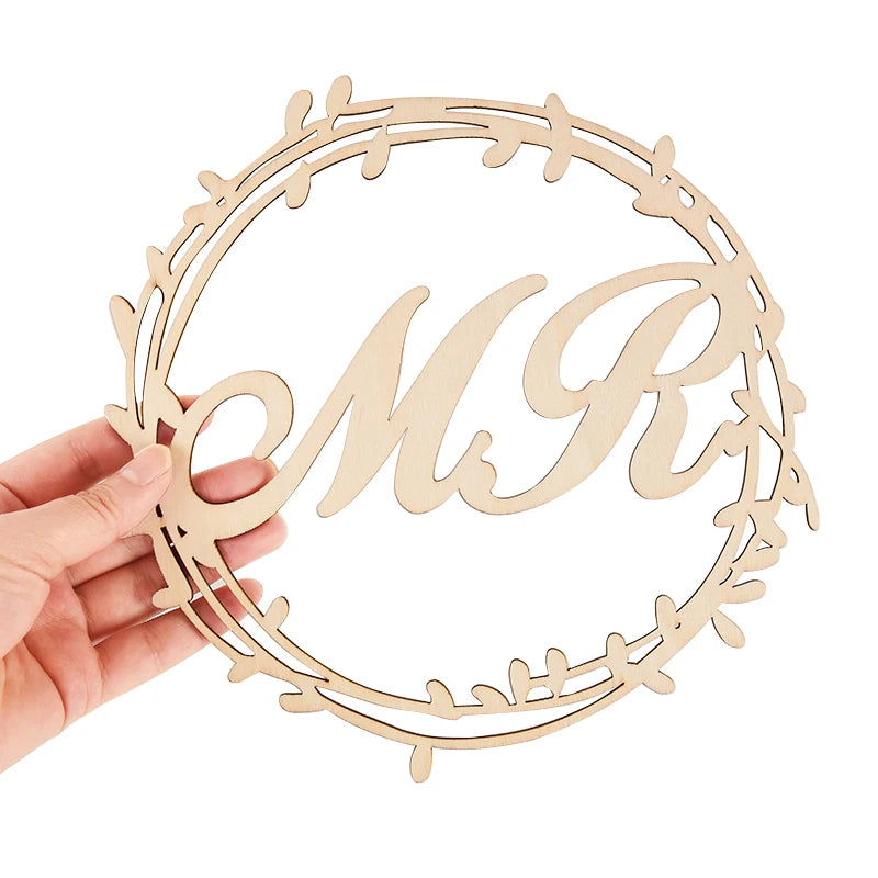 結婚式用木製Mr & Mrsサインオーナメント