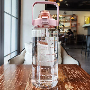 |イベント・ノベルティ用品 |大容量！ ストロー付きクリアーカラーウォーターボトル | 2000ml